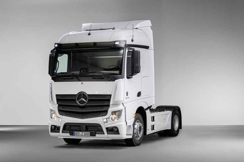 ܇Actros,Y܇