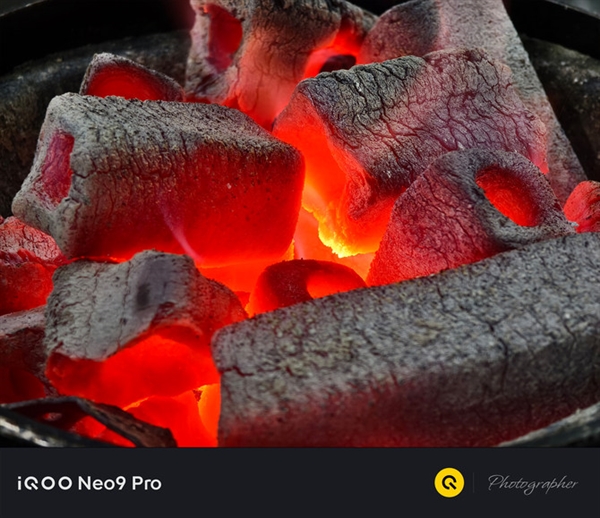 iQOO Neo9 Pro֣3000Ԫ֙C(j) ܅s피(j)